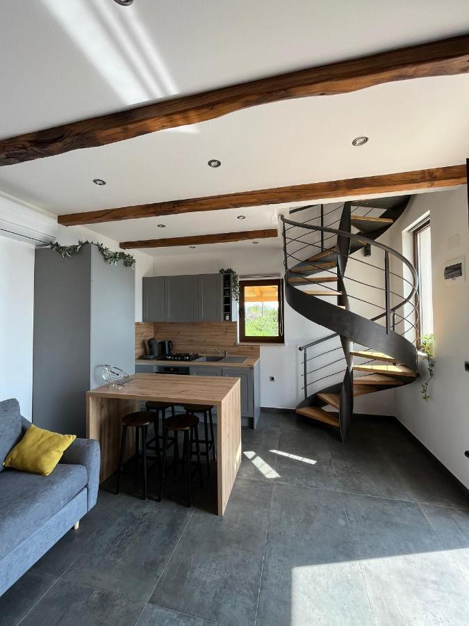 Apartman Sara S Pogledom Na More Lovran Exteriér fotografie
