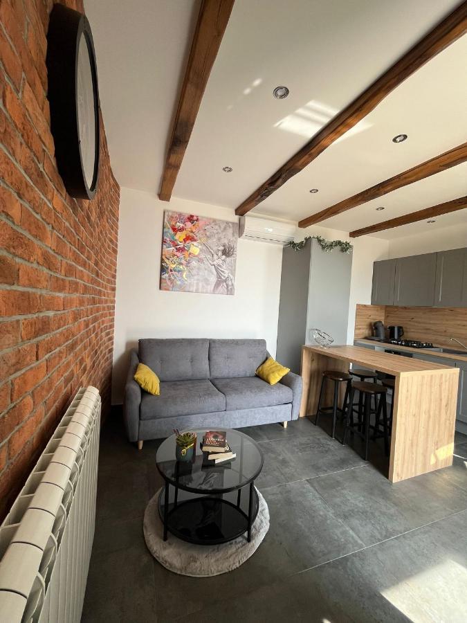 Apartman Sara S Pogledom Na More Lovran Exteriér fotografie